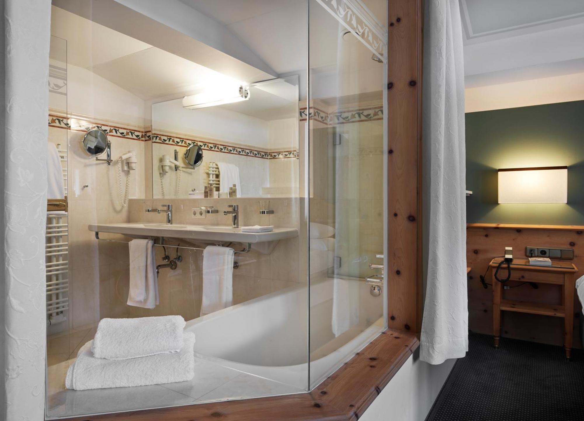 Hotel Schwarzwand Lech Extérieur photo